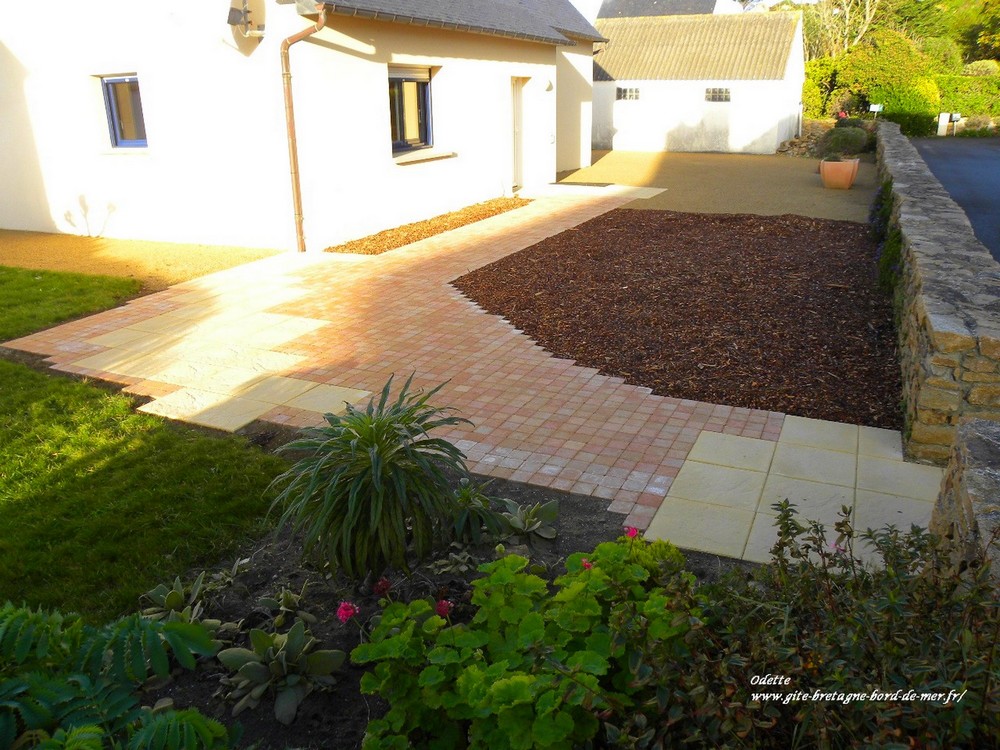 gite-bretagne-handicape-terrasse