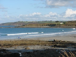 A l'automne et en hiver,la plage de trgastel est rput pour le surf-casting,  200 mtres de notre gite bretagne adapt